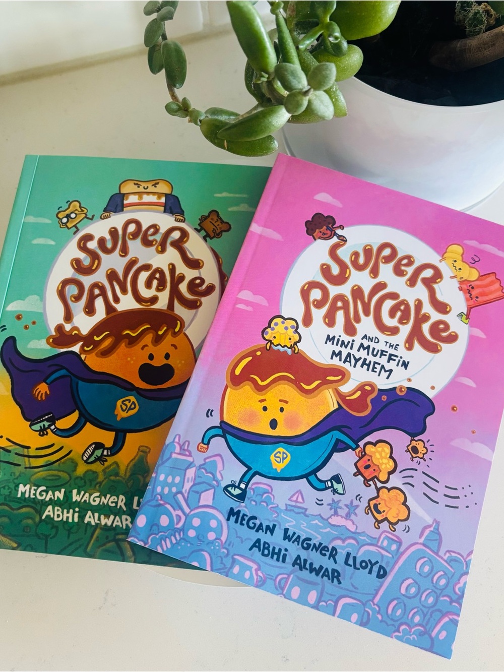 Super Pancake Graphic Novel set 🥞